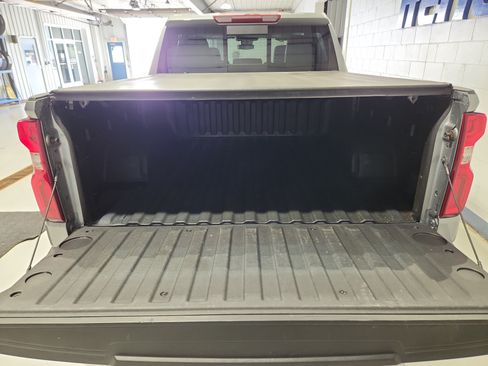 Used 2024 Chevrolet Silverado 1500 RST w/ Convenience Package II AWD/4WD image 19