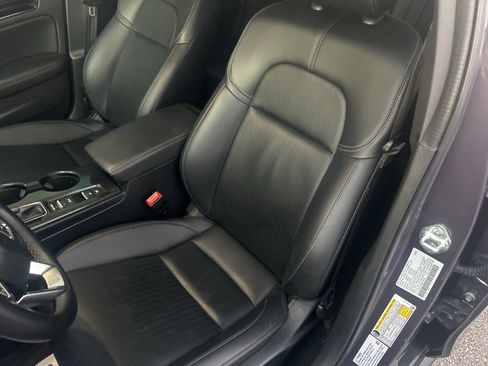 Used 2022 Honda Civic Sport Touring image 22