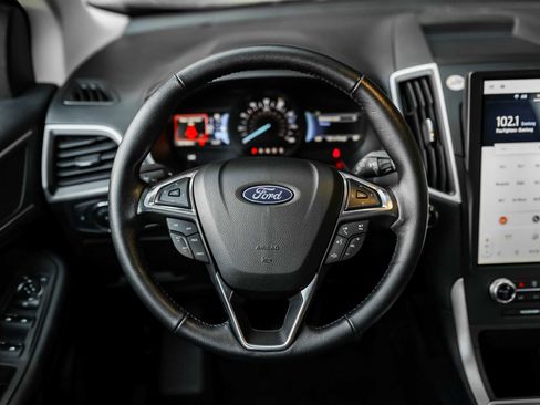 Used 2023 Ford Edge SEL image 25