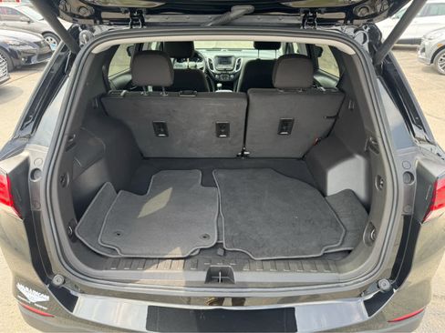 Used 2023 Chevrolet Equinox LT w/ Driver Convenience Package image 15