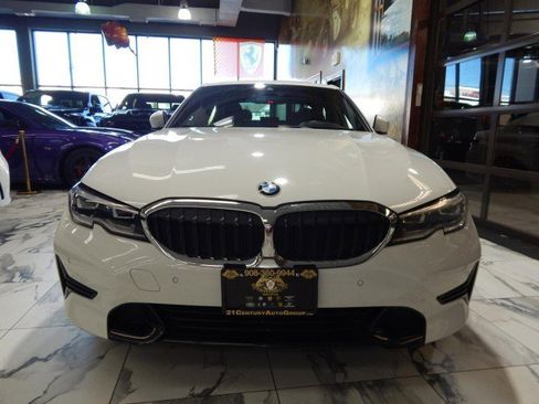 Used 2021 BMW 330i xDrive Sedan w/ Premium Package image 2