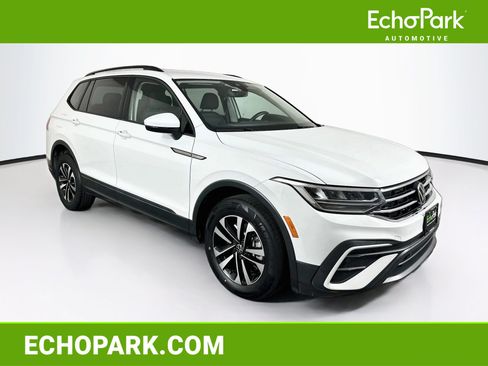 Used 2024 Volkswagen Tiguan S FWD image 1