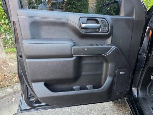 Used 2019 GMC Sierra 1500 AT4 w/ AT4 Premium Package image 11