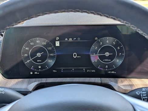 Used 2025 Kia Telluride SX Prestige AWD/4WD image 25