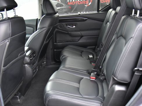 Used 2024 Honda Pilot EX-L image 39