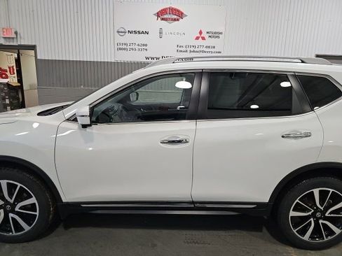 Certified 2020 Nissan Rogue SL w/ Premium Package image 6