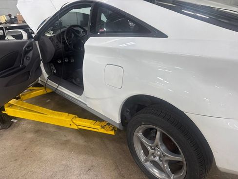 Used 2001 Toyota Celica GT-S FWD image 2