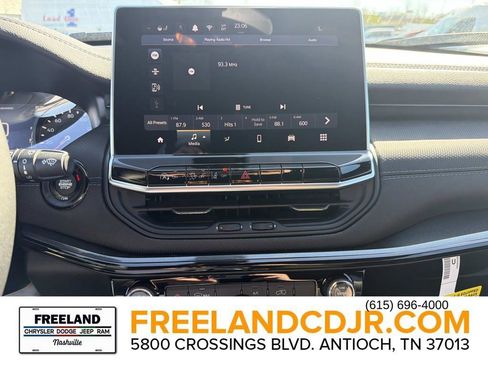 New 2026 Jeep Compass Latitude AWD/4WD image 27