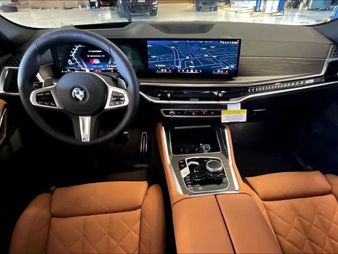 New 2026 BMW X6 xDrive40i w/ Climate Comfort Package image 5
