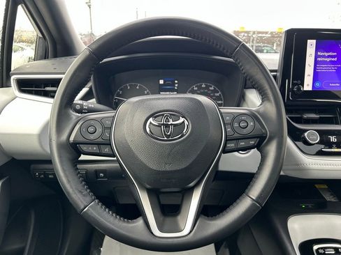 Certified 2024 Toyota Corolla SE w/ SE Package image 19