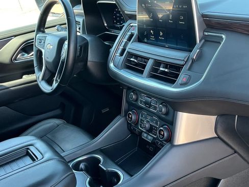 Used 2023 Chevrolet Tahoe LT RWD image 9