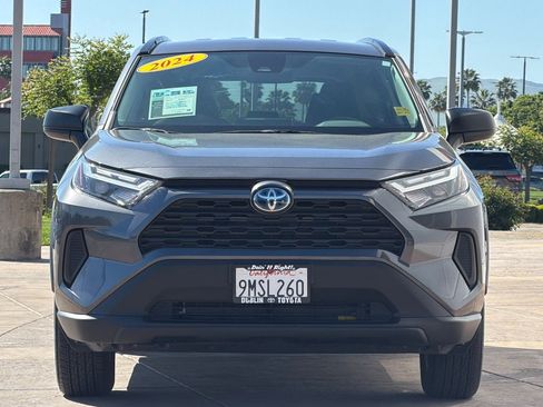 Used 2024 Toyota RAV4 LE AWD/4WD image 10