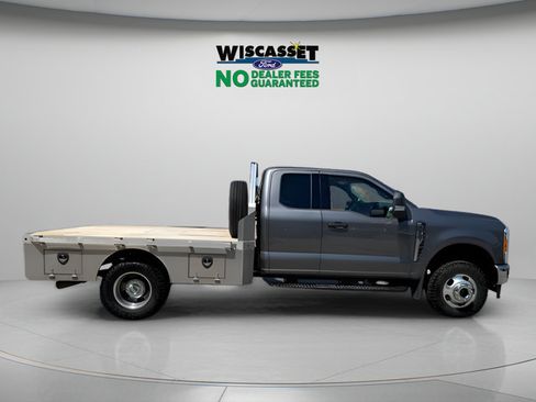 Used 2023 Ford F350 XLT w/ XLT Value Package AWD/4WD image 6