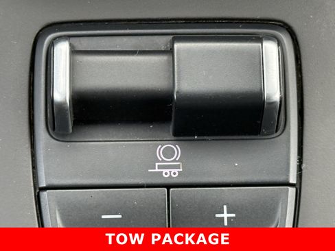 Used 2023 GMC Sierra 1500 AT4 w/ Technology Package image 29