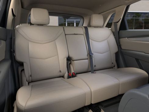 New 2026 Cadillac XT5 Premium Luxury w/ LPO, Floor Liner Package AWD/4WD image 17