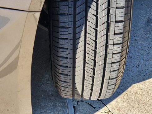 Used 2022 Chevrolet Malibu LS image 18