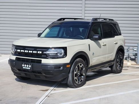 Used 2024 Ford Bronco Sport Outer Banks AWD/4WD image 4