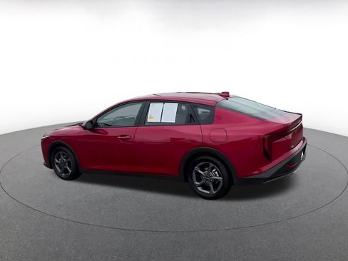 Used 2025 Kia K4 LXS image 10
