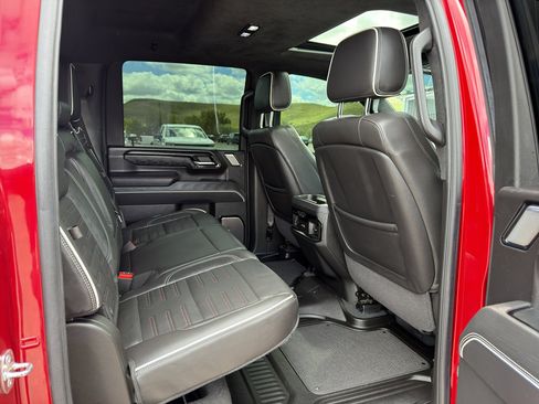 Used 2024 GMC Sierra 2500 AT4X AWD/4WD image 22