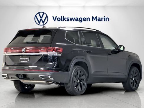 New 2026 Volkswagen Atlas SE image 5