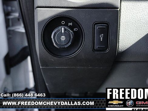 Used 2015 Ford F550 4x4 Regular Cab Super Duty image 19