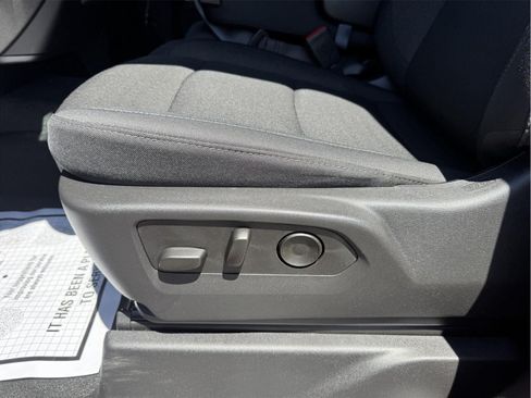 Used 2025 Chevrolet Silverado 1500 Custom w/ Turbomax Blackout Package AWD/4WD image 16
