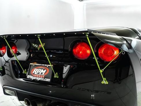 Used 2013 Chevrolet Corvette Z06 w/ 2LZ Preferred Equipment Group RWD image 14
