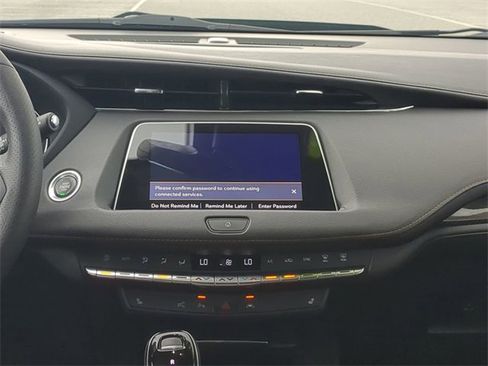 Used 2022 Cadillac XT4 Sport w/ Enhanced Visibility Package image 18