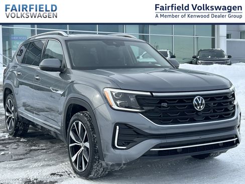 Certified 2025 Volkswagen Atlas SEL Premium R-Line image 1