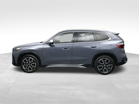 Used 2023 BMW X1 xDrive28i AWD/4WD image 2