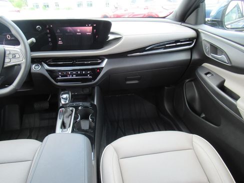 Used 2024 Buick Envista Avenir FWD image 15