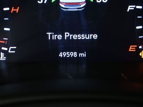 Used 2023 Dodge Charger SXT image 13