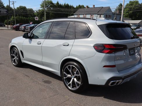 Used 2026 BMW X5 M60i AWD/4WD image 7