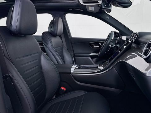 Certified 2025 Mercedes-Benz GLC 43 AMG 4MATIC w/ AMG Night Package image 7