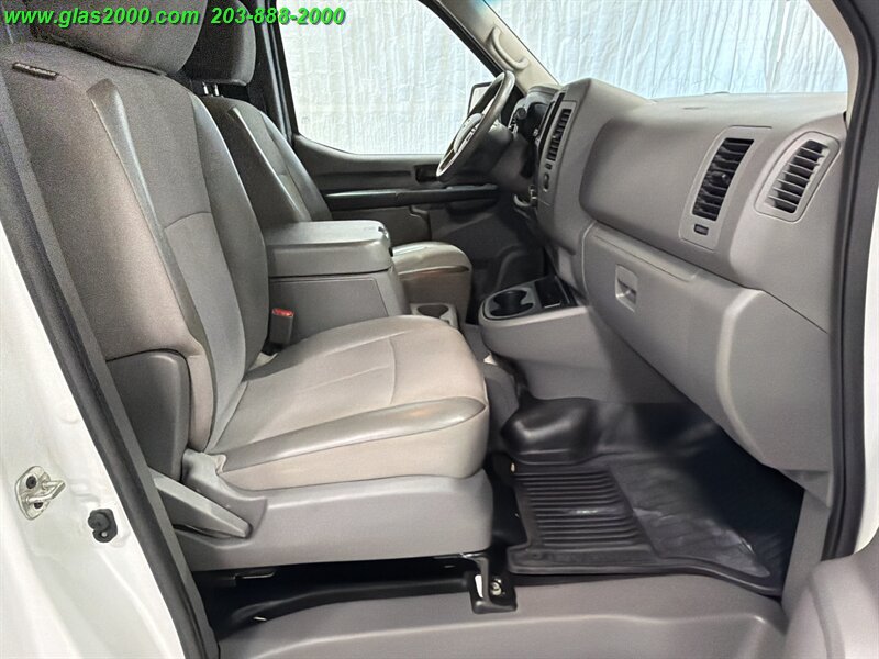 Used 2020 Nissan NV 3500 SV w/ Back Door Glass Package RWD image 15