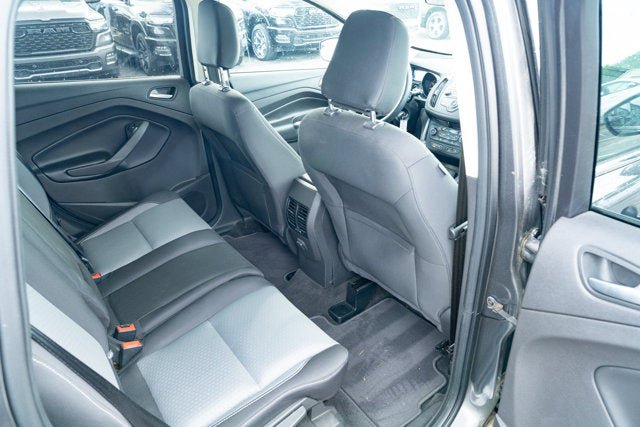 Used 2018 Ford Escape SE AWD/4WD image 38
