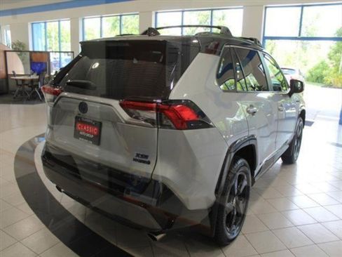 Used 2021 Toyota RAV4 XSE image 5