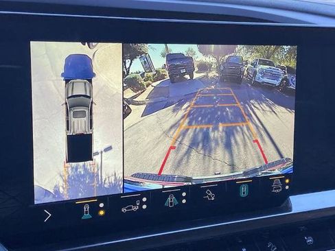 Used 2022 GMC Sierra 1500 Elevation w/ Elevation Premium Package image 10