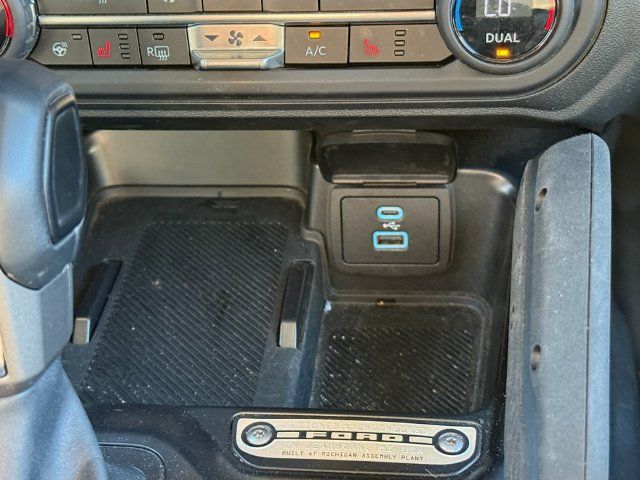 Used 2025 Ford Bronco Badlands AWD/4WD image 20