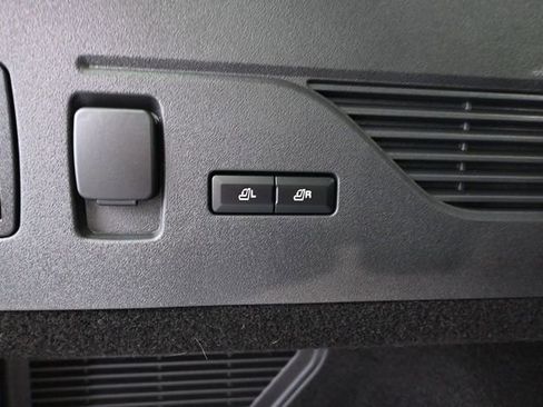 Used 2024 Lincoln Nautilus Premier w/ Equipment Group 102A image 46