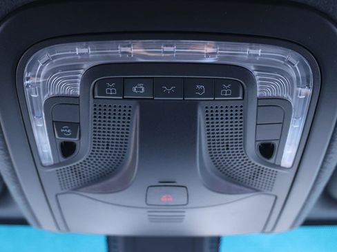 Used 2024 Mercedes-Benz eSprinter 170 Cargo image 18