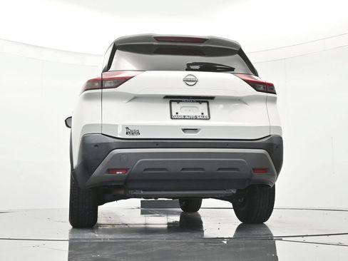 Used 2023 Nissan Rogue S FWD image 41