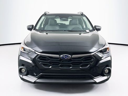 Used 2024 Subaru Crosstrek 2.0i Premium image 2