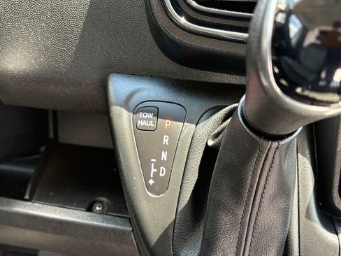 Used 2025 RAM ProMaster 2500 w/ Convenience Group FWD image 17