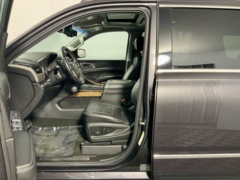 Used 2015 GMC Yukon XL Denali w/ Open Road Package image 18