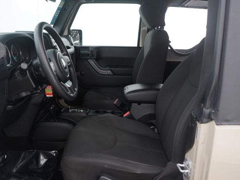 Used 2017 Jeep Wrangler Sport image 15