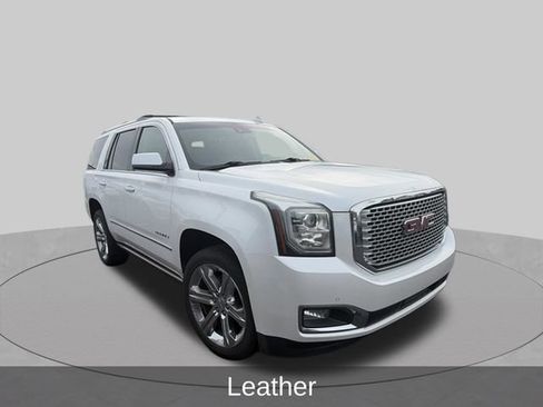 Used 2017 GMC Yukon Denali w/ Open Road Package AWD/4WD image 4