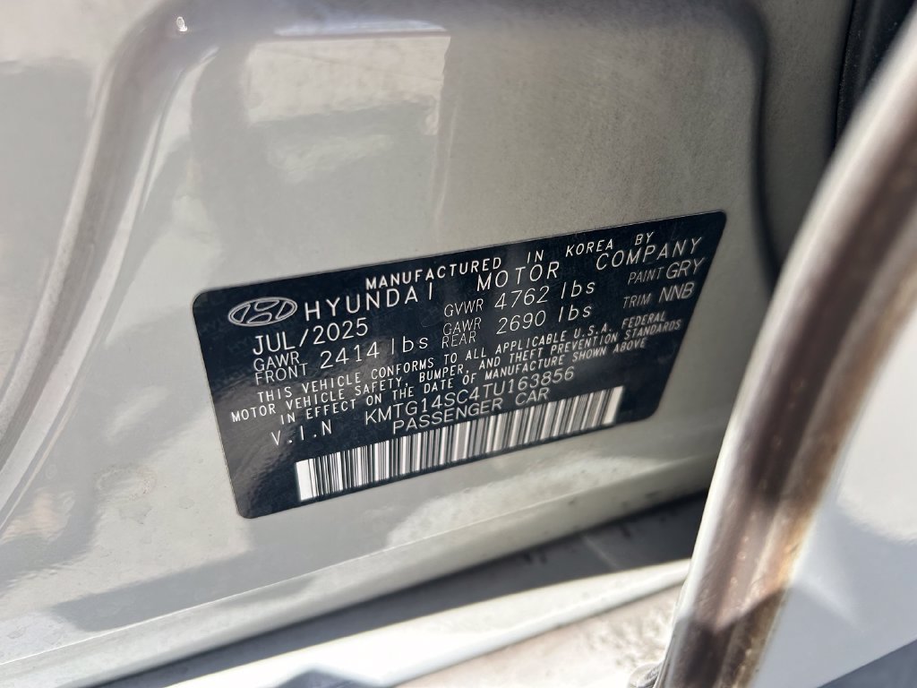 Used 2026 Genesis G70 2.5T RWD image 10