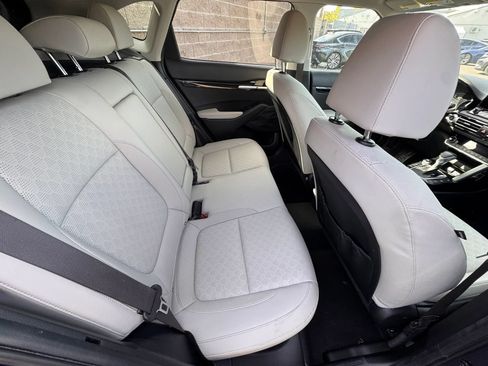 Used 2021 Kia Seltos SX AWD/4WD image 15