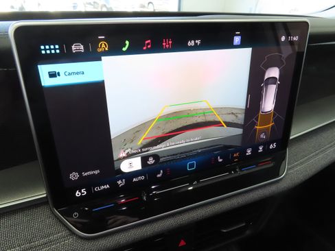 New 2026 Volkswagen Tiguan S FWD image 19